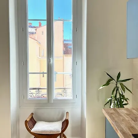 Bright & Spacious In Great Location Lejlighed *