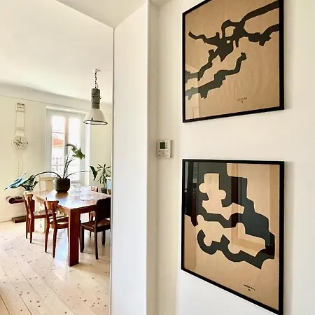 Bright & Spacious In Great Location